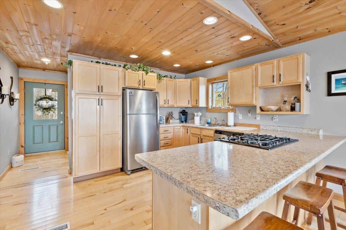 68 White Cap Road Colchester, VT 05446 - Photo 10 of 28