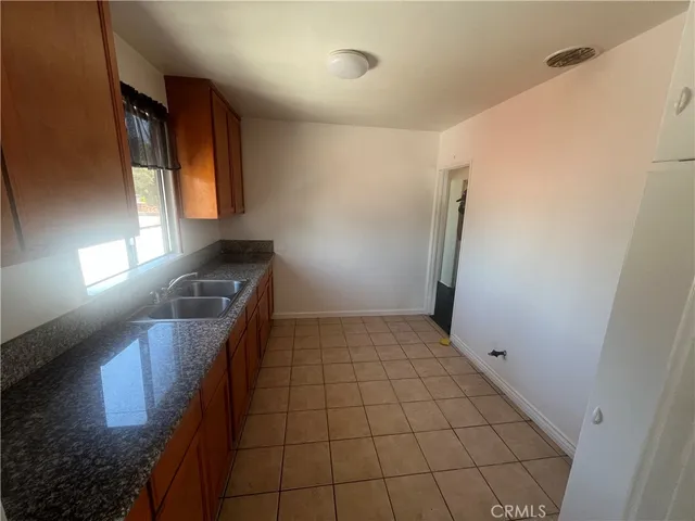 $1,140,000 | 1980 Chestnut Avenue, Long Beach, CA 90806