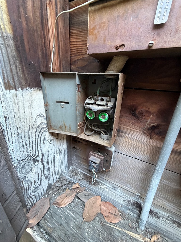 1980 Chestnut Avenue Long Beach, CA 90806 - Photo 15 of 18