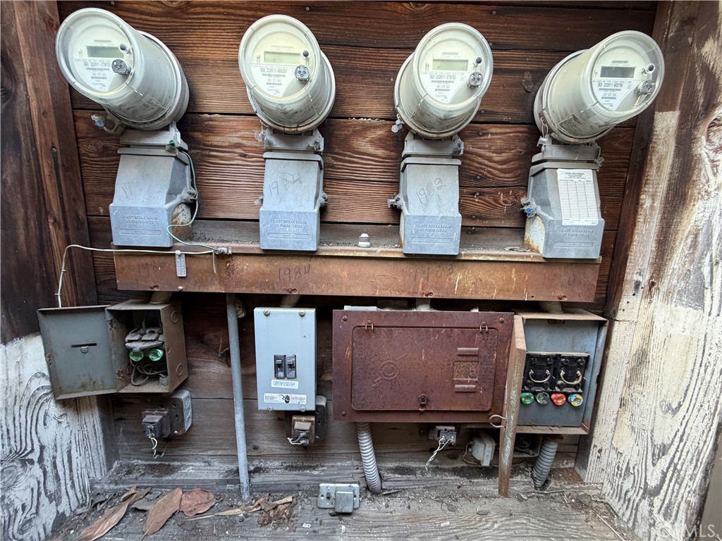 1980 Chestnut Avenue Long Beach, CA 90806 - Photo 16 of 18