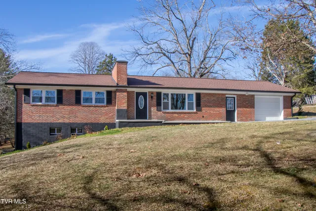 $349,900 | 334 Sinking Springs Road, Bristol, TN 37620