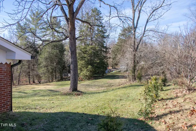 $349,900 | 334 Sinking Springs Road, Bristol, TN 37620