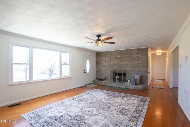 $349,900 | 334 Sinking Springs Road, Bristol, TN 37620