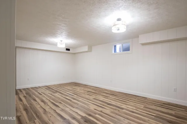 $349,900 | 334 Sinking Springs Road, Bristol, TN 37620