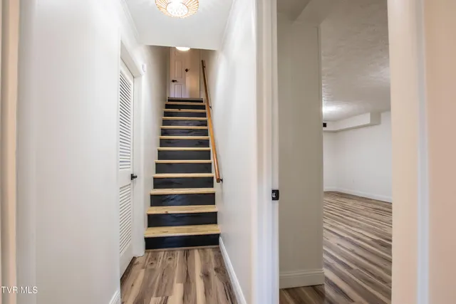 $349,900 | 334 Sinking Springs Road, Bristol, TN 37620