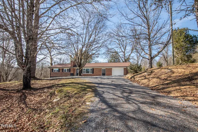 $349,900 | 334 Sinking Springs Road, Bristol, TN 37620