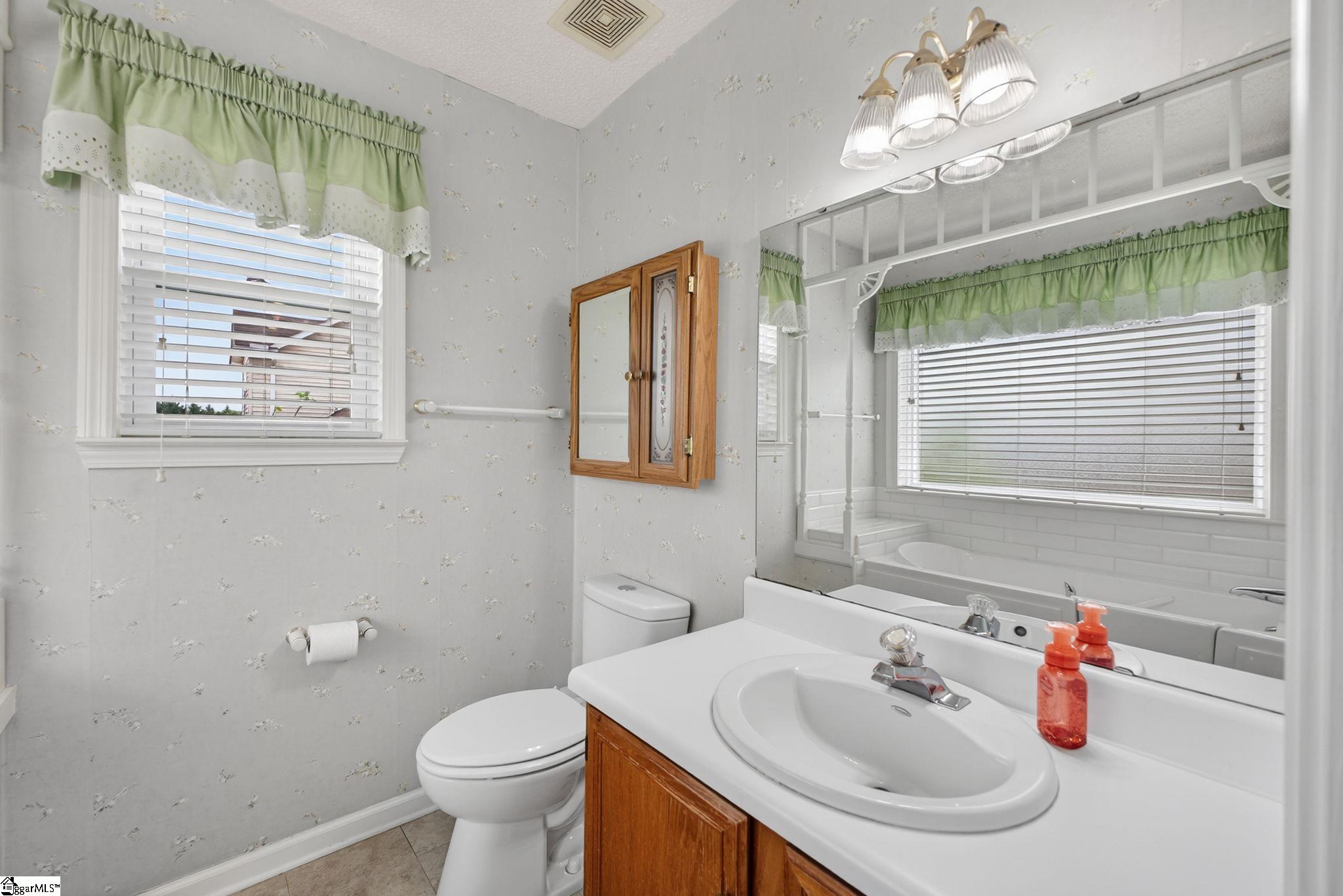 400 Jacqueline Road Piedmont, SC 29673 - Photo 14 of 24