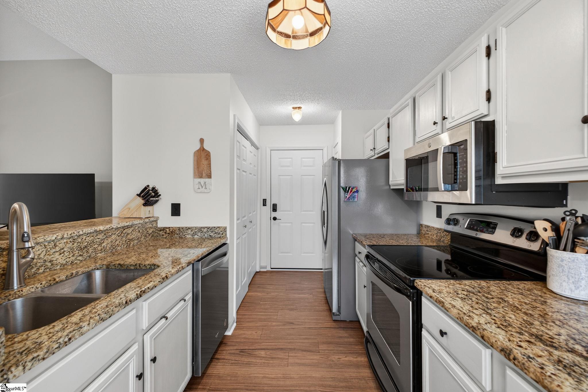 400 Jacqueline Road Piedmont, SC 29673 - Photo 9 of 24