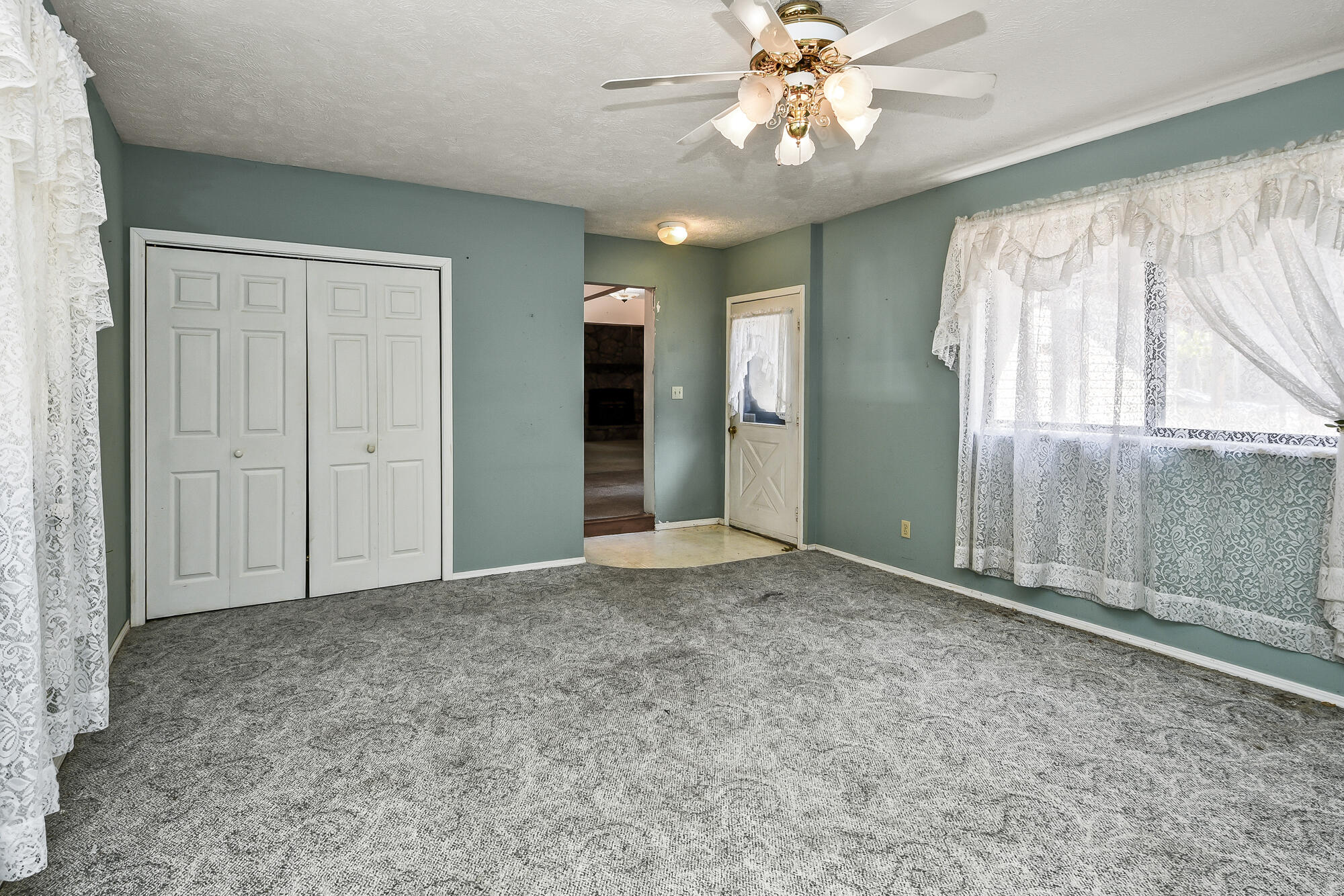 439 Driftwood Lane Reeds Spring, MO 65737 - Photo 14 of 34 Bedroom Closet