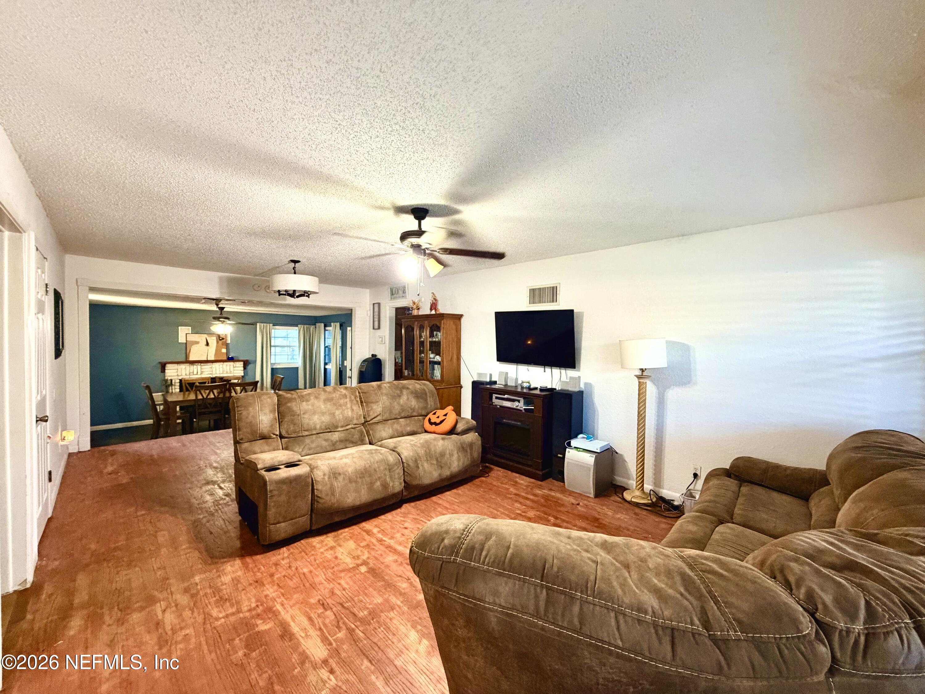 2434 Ligustrum Road Jacksonville, FL 32211 - Photo 2 of 23 IMG_9948