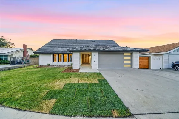 $2,299,000 | 15335 Seine Circle, Irvine, CA 92604