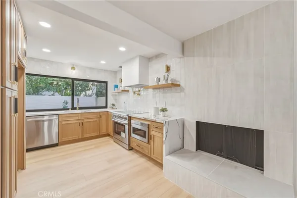 $2,299,000 | 15335 Seine Circle, Irvine, CA 92604