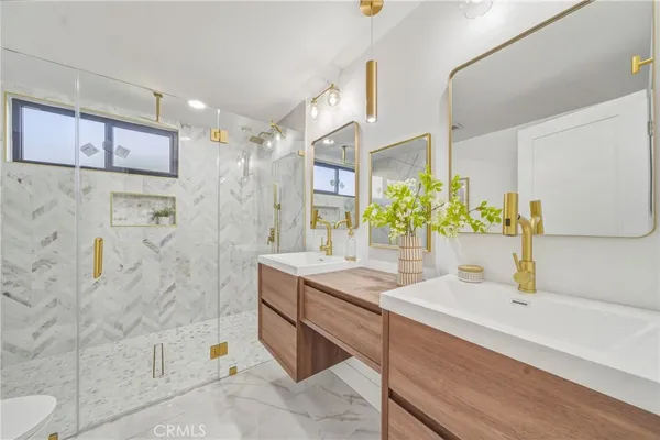 $2,299,000 | 15335 Seine Circle, Irvine, CA 92604