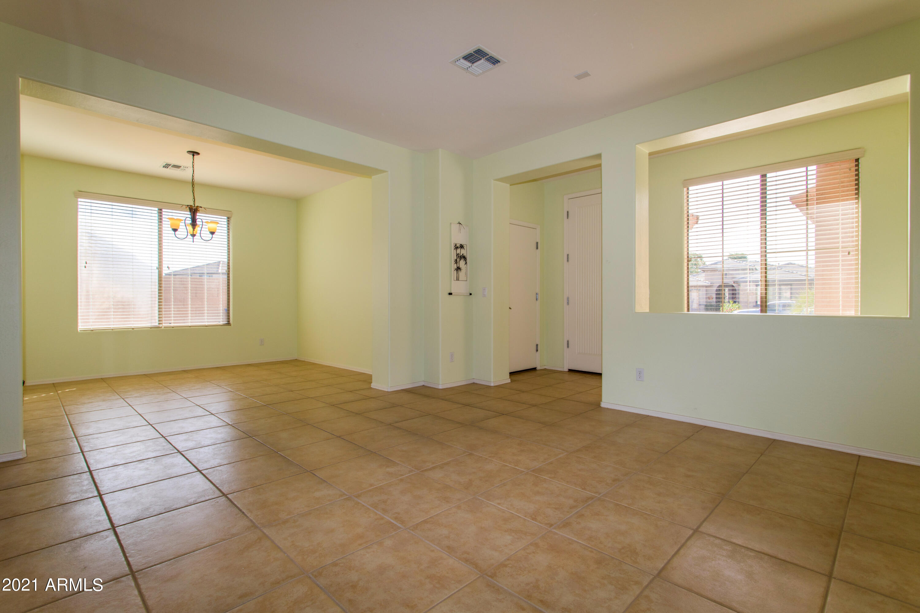 06 Living Room