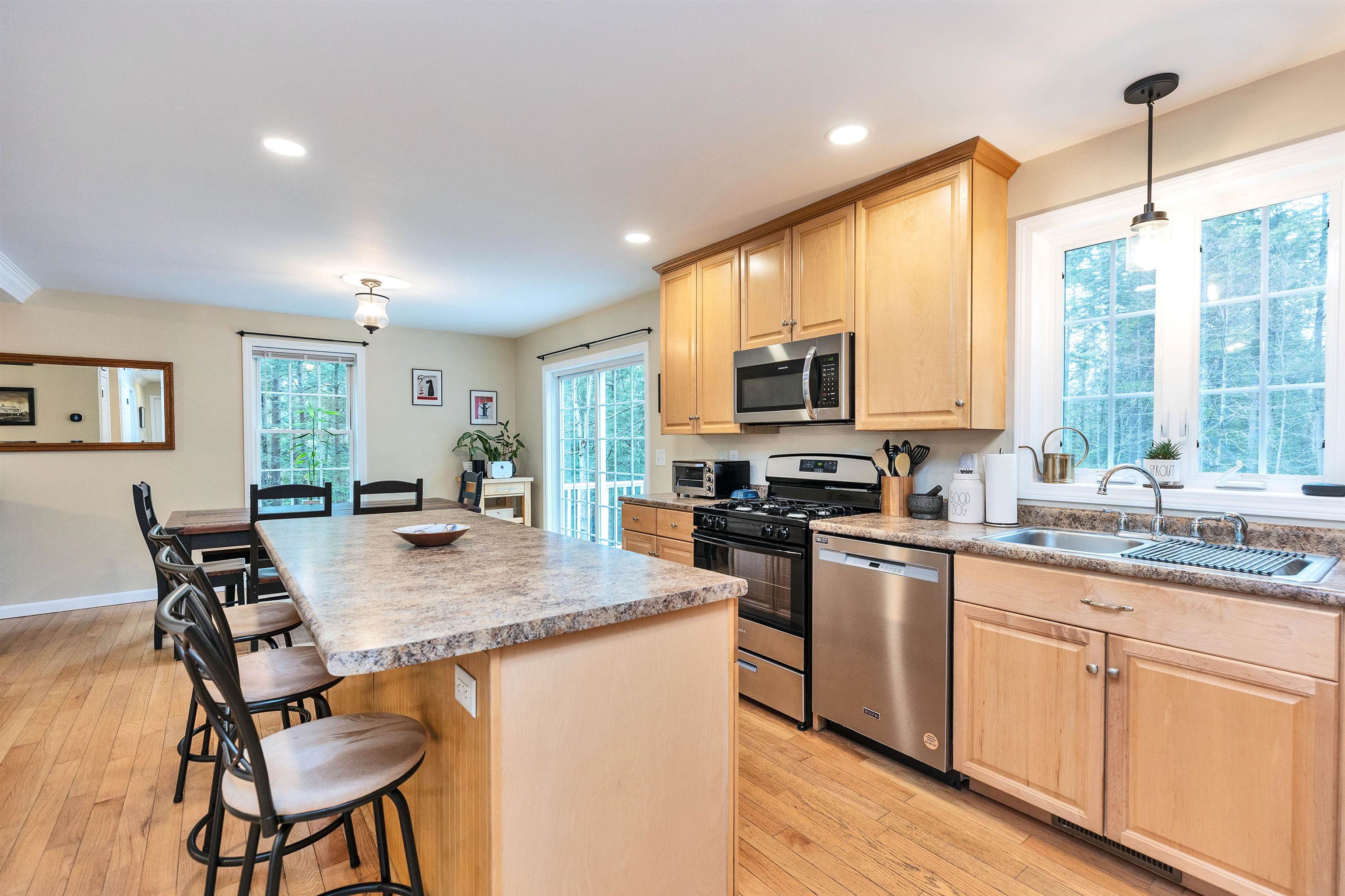 130 Murphy Road Peterborough, NH 03458 - Photo 11 of 37