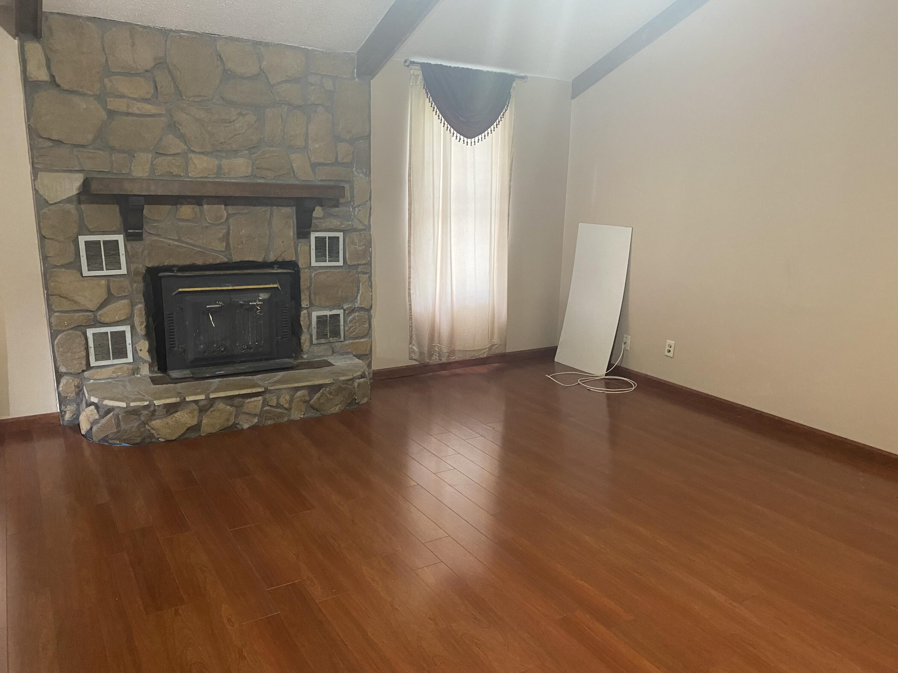 426 Terrier Road Goose Creek, SC 29445 - Photo 3 of 10 T 8