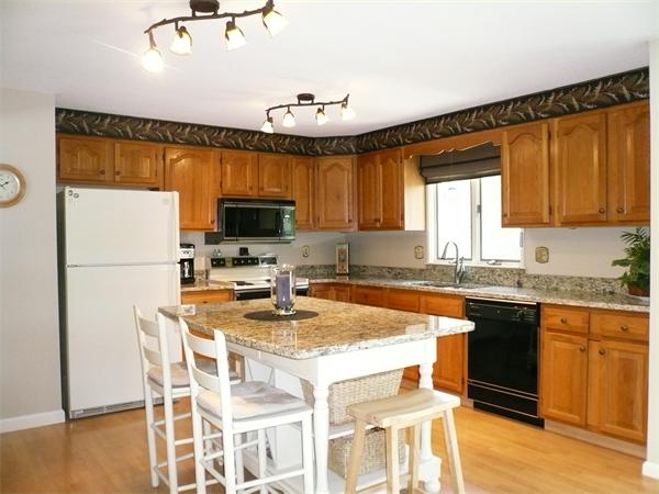 607 River Road Agawam, MA 01001 - Photo 5 of 20 Gallery Image 5