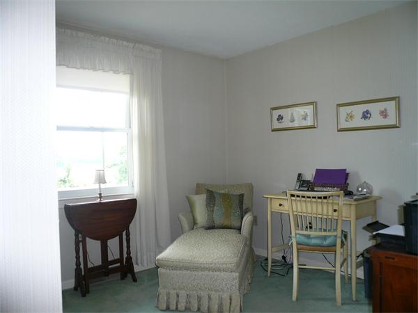 607 River Road Agawam, MA 01001 - Photo 9 of 20 Gallery Image 9