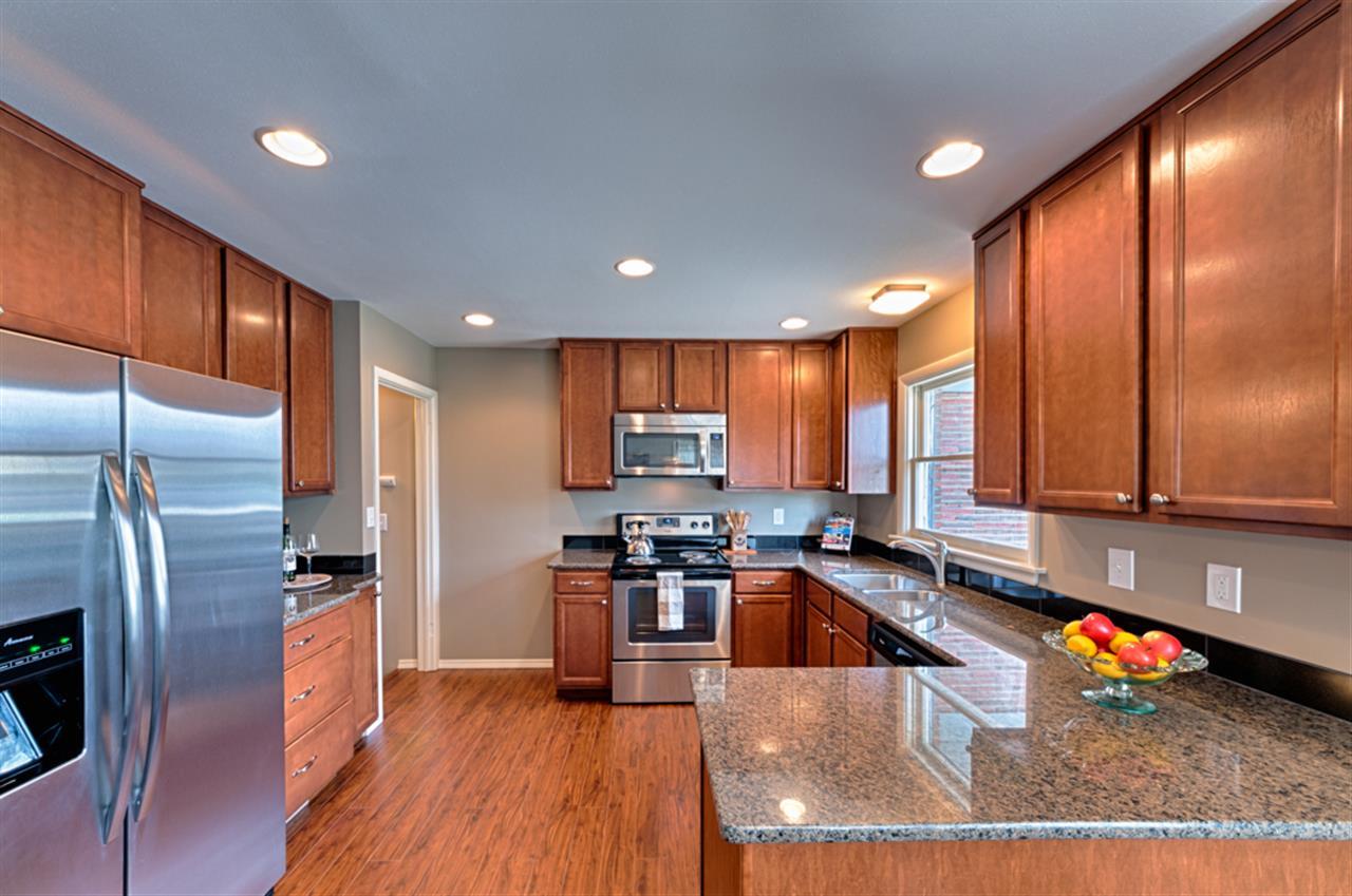 622 North University Road Spokane Valley, WA 99206 - Photo 5 of 20