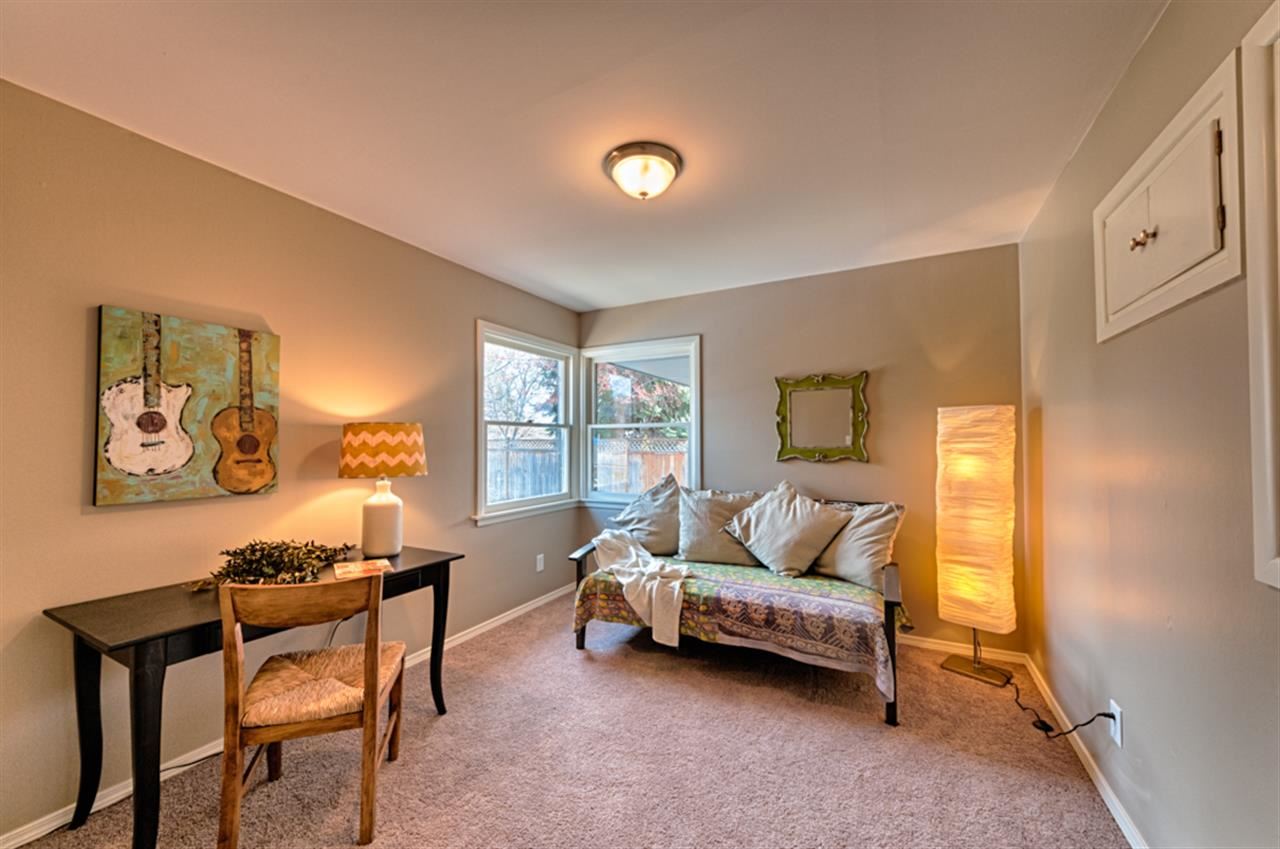 622 North University Road Spokane Valley, WA 99206 - Photo 9 of 20