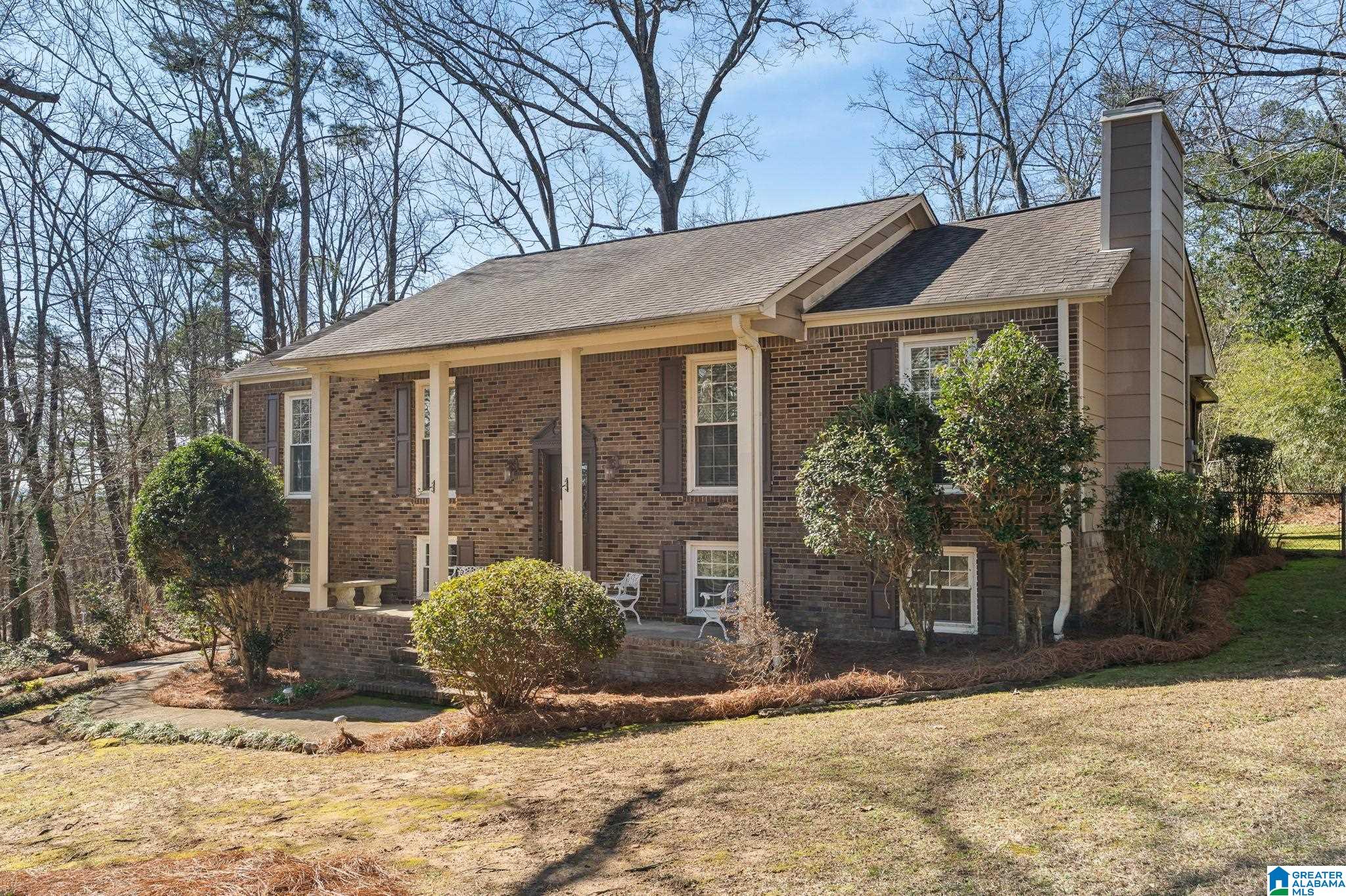 3616 Mill Springs Road Birmingham, AL 35223 - Photo 3 of 39