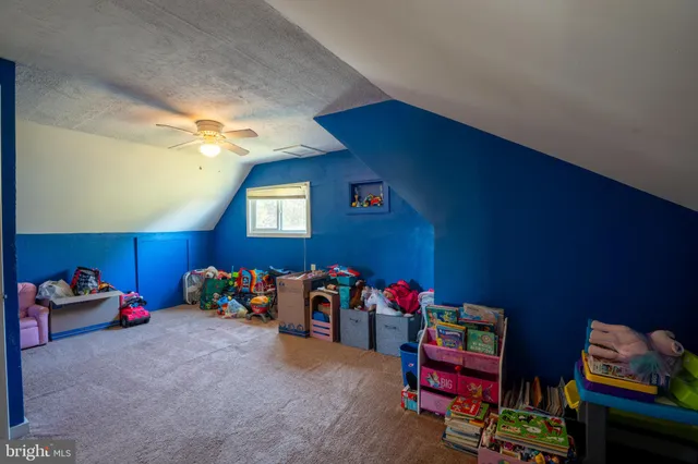 $385,000 | 86 Wildflower Road, Levittown, PA 19057