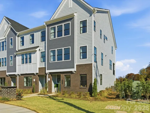 $729,493 | 8034 Thimbleweed Circle, Charlotte, NC 28277