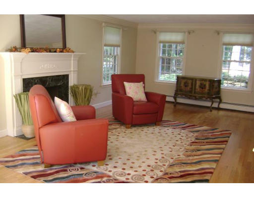 100 Wagon Road Westwood, MA 02090 - Photo 5 of 9 Gallery Image 5