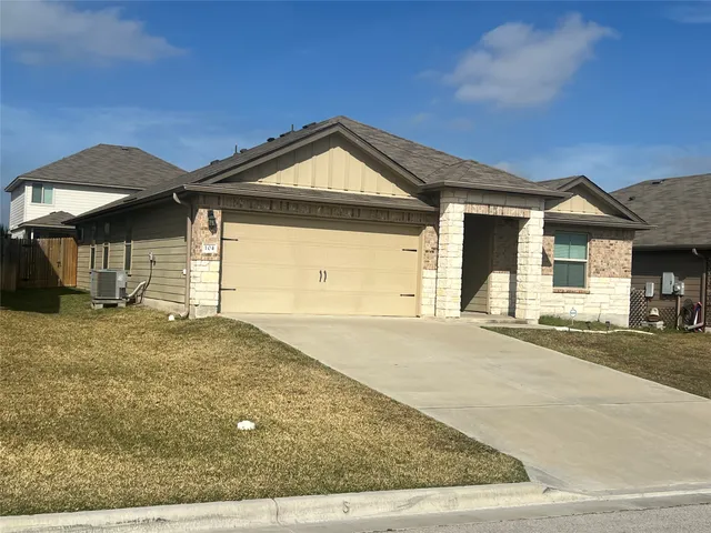 $279,900 | 104 Green Jay Drive, Jarrell, TX 76537