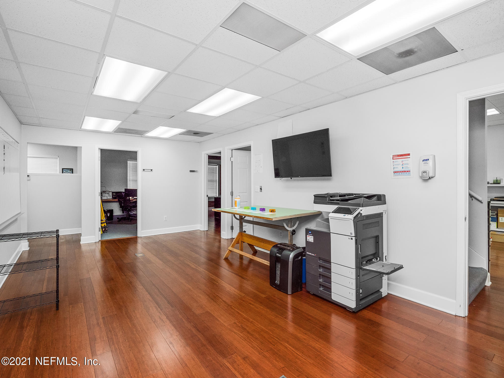8298 Bayberry Road Jacksonville, FL 32256 - Photo 5 of 18 8298 Bayberry Rd Edit-6