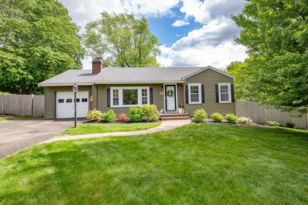 22 Stafford Road Danvers, MA 01923 - Photo 1 of 25 Gallery Image 1