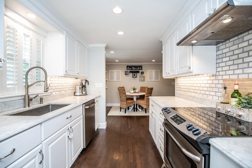 22 Stafford Road Danvers, MA 01923 - Photo 2 of 25 Gallery Image 2