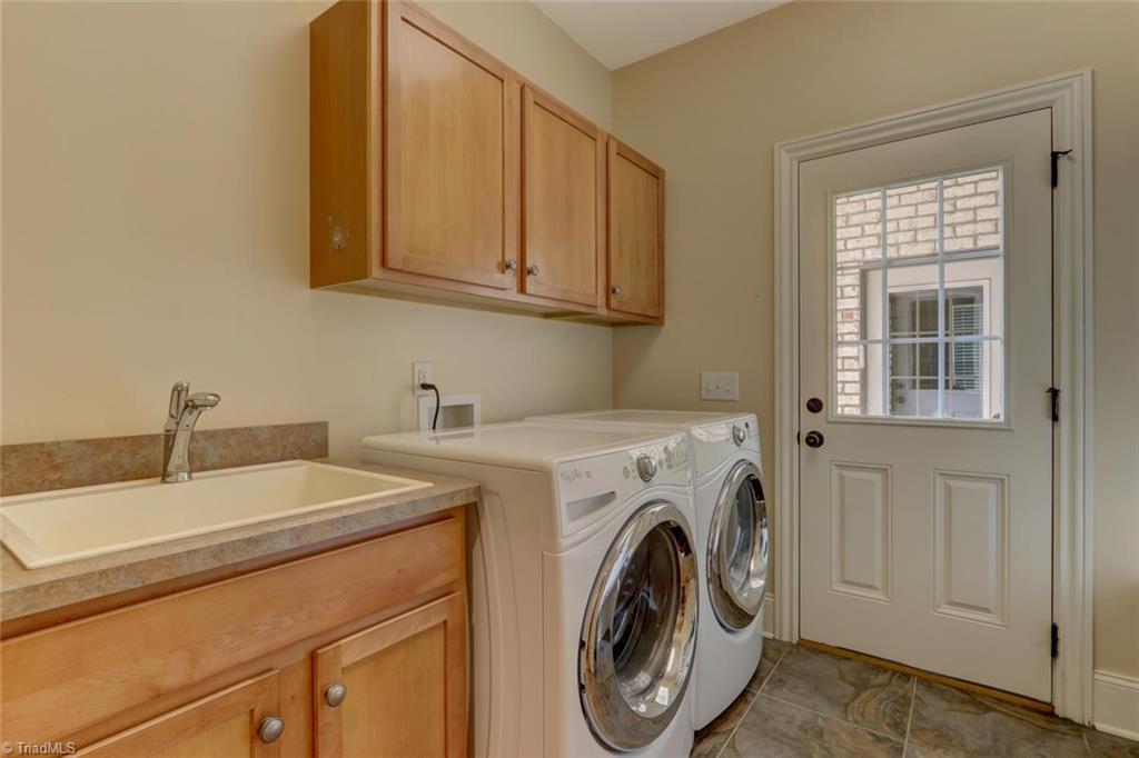 6305 Nesting Way Oak Ridge, NC 27310 - Photo 12 of 30