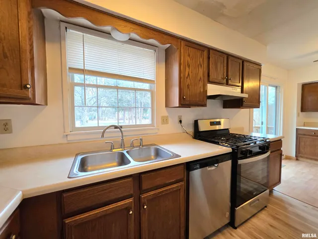 $130,000 | 106 Maple Lane, Bartonville, IL 61607