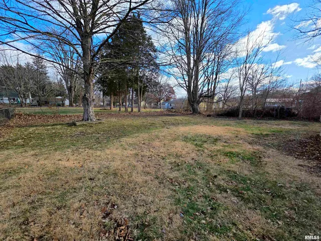 $130,000 | 106 Maple Lane, Bartonville, IL 61607