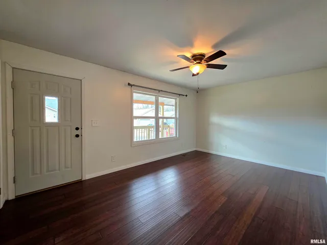 $130,000 | 106 Maple Lane, Bartonville, IL 61607