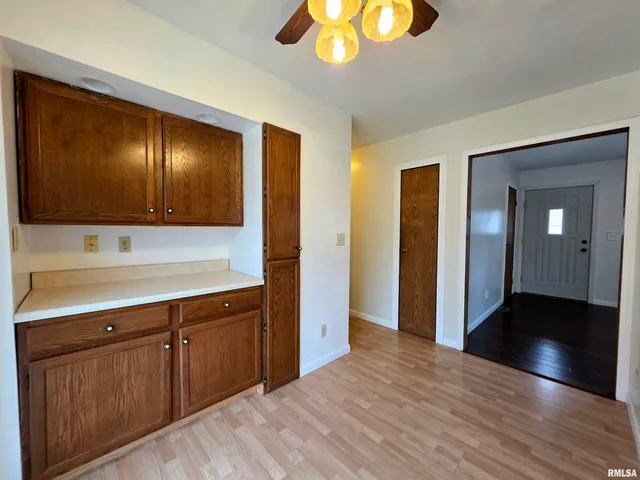 $130,000 | 106 Maple Lane, Bartonville, IL 61607