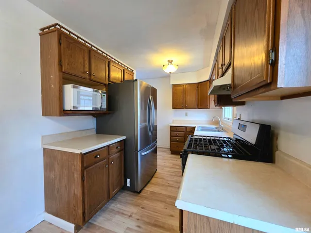 $130,000 | 106 Maple Lane, Bartonville, IL 61607