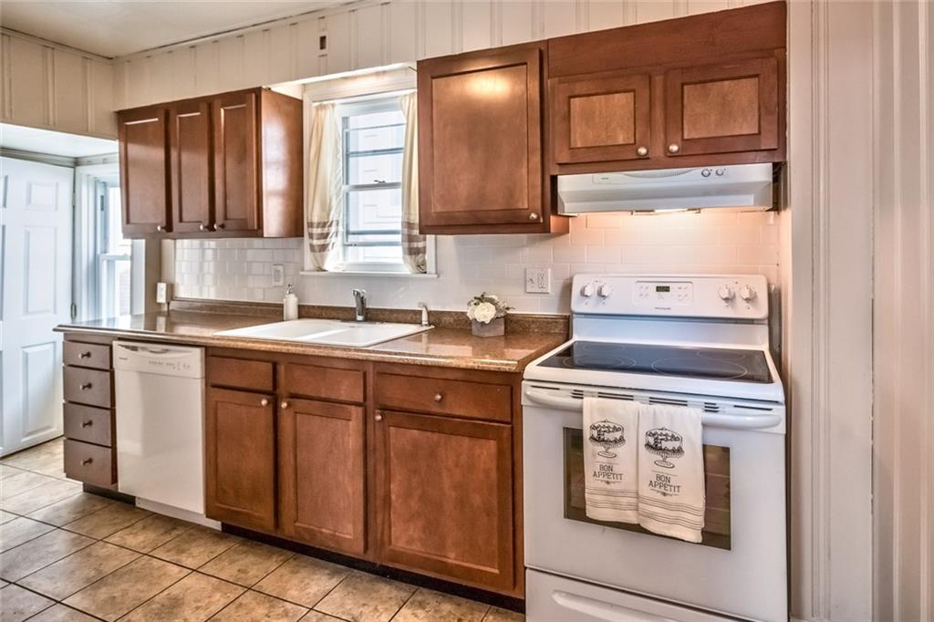 457 Ohio Avenue Rochester, PA 15074 - Photo 13 of 25