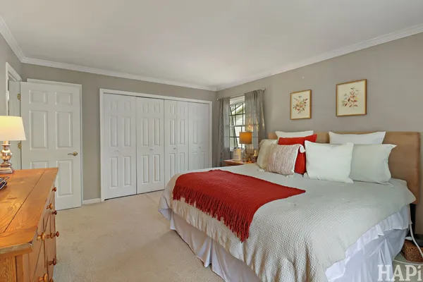 $385,000 | 38 Chelsea Lane, Cary, IL 60013