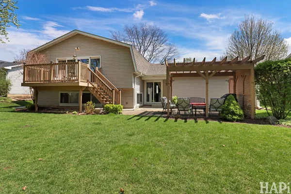 $385,000 | 38 Chelsea Lane, Cary, IL 60013