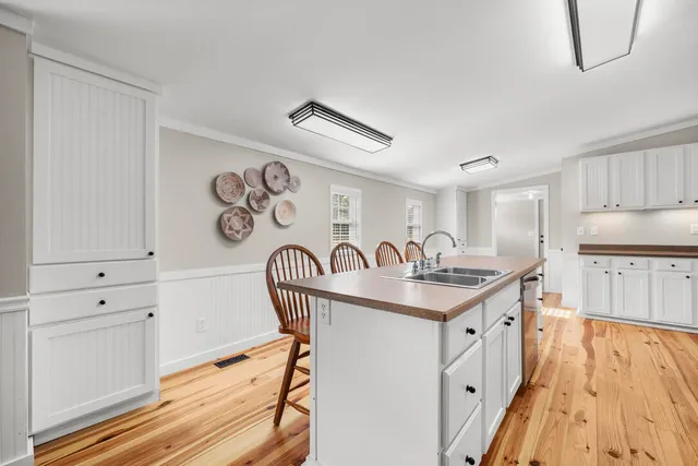 $345,000 | 2332 Cooper Store Road, Moncks Corner, SC 29461