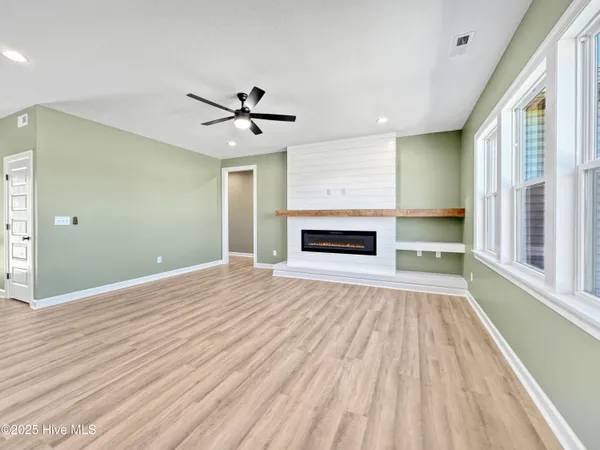 $479,900 | 2111 Staysail Drive, Elizabeth City, NC 27909
