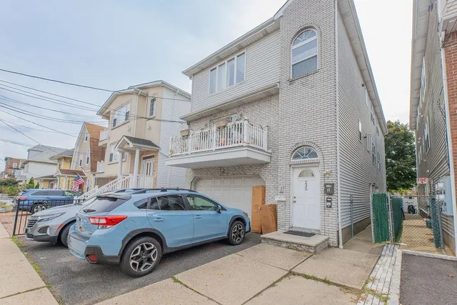 $2,400 | 235 75th Street, Unit 1, North Bergen, NJ 07047