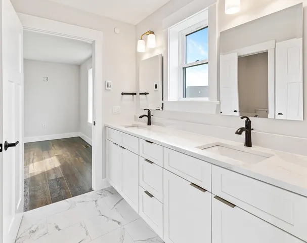 $715,000 | 77 Wilson Lane, South Burlington, VT 05403