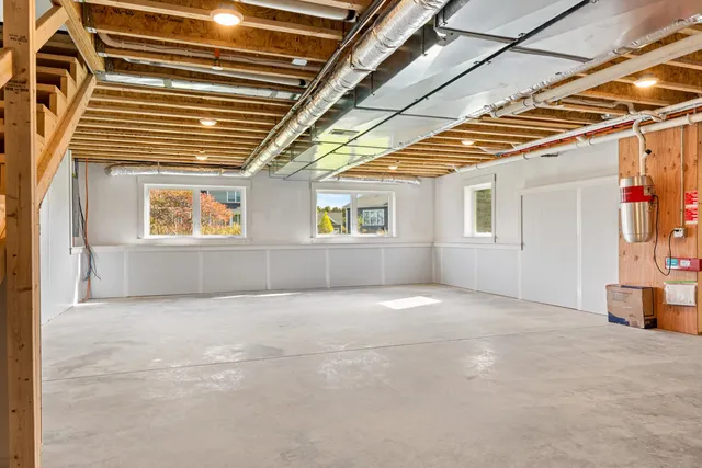 $715,000 | 77 Wilson Lane, South Burlington, VT 05403