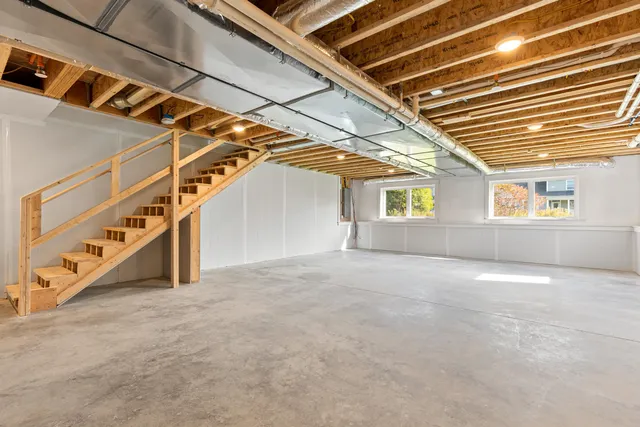 $715,000 | 77 Wilson Lane, South Burlington, VT 05403