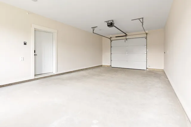 $715,000 | 77 Wilson Lane, South Burlington, VT 05403