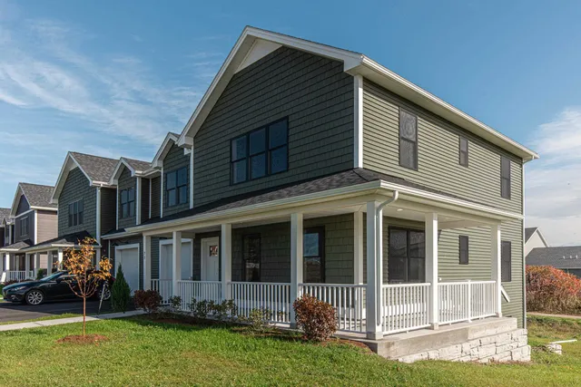 $715,000 | 77 Wilson Lane, South Burlington, VT 05403