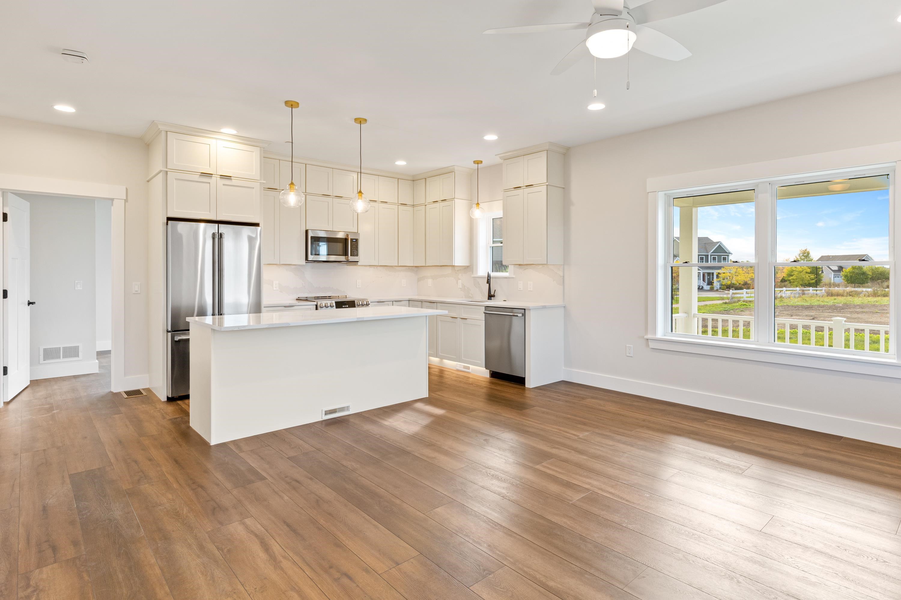 77 Wilson Lane South Burlington, VT 05403 - Photo 6 of 40